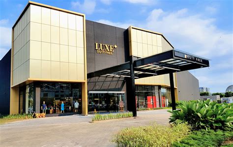 luxe duty free philippines